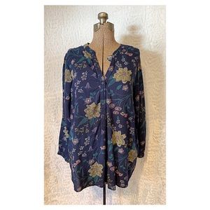 🌻3/$15🌻Flowered Old Navy Top